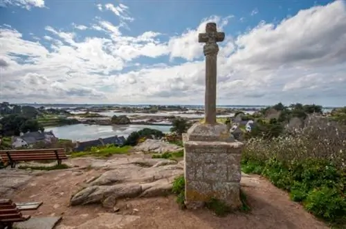 Бретонский остров можно купить почти за 1,7 миллиона евро