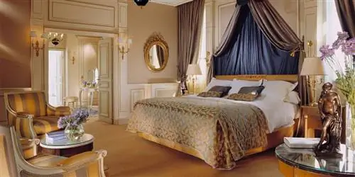 Отель Мерис