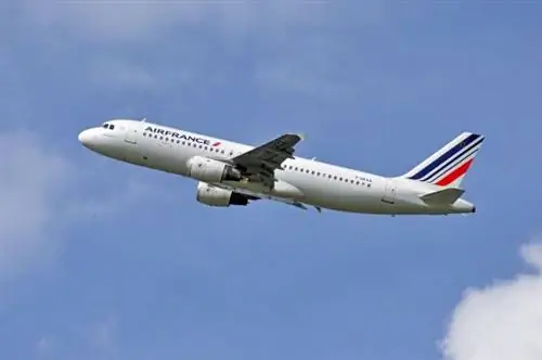 Air France предлагает пассажирам жевательную резинку с удивительным вкусом