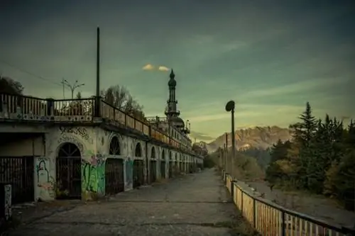 В этом городе-призраке в Италии проходят гигантские прятки