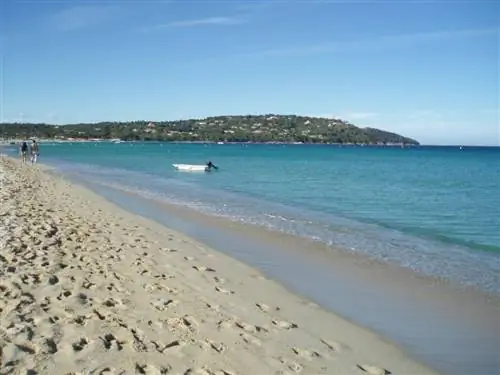 Одежда не обязательна в Сен-Тропе