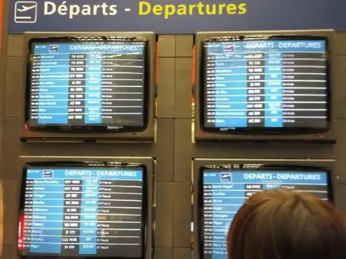 Общенациональная забастовка во Франции: сбои в работе аэропортов