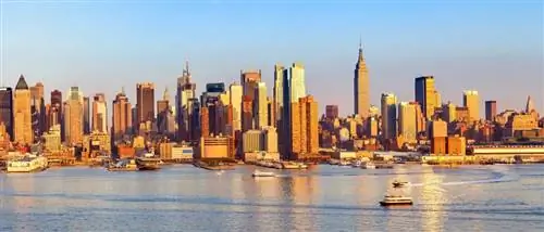 Нью-Йорк: магазин Apple или Big Apple?