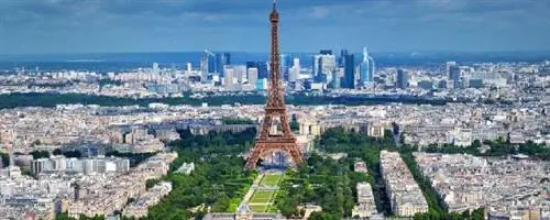 Париж: открытие культурных заведений