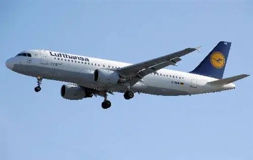 Забастовка Lufthansa: во вторник отменено 136 рейсов