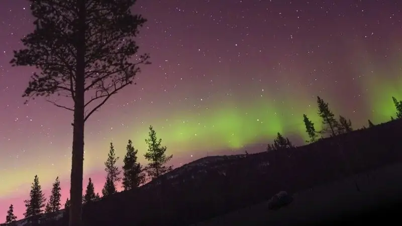 Где лучше всего смотреть на северное сияние?