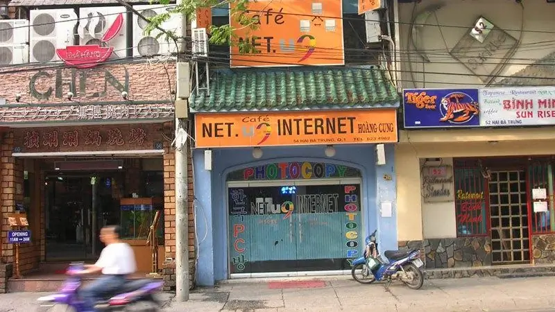 Как обеспечить кибербезопасность во время поездок за границу?