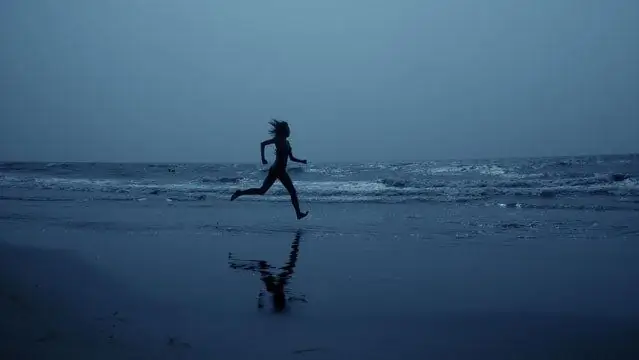 Почему мне кажется, что ночью я бегаю быстрее?