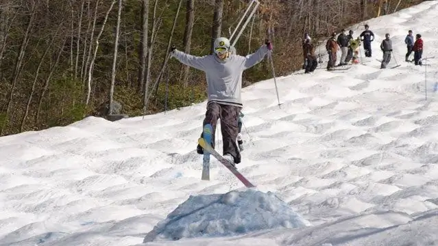 Как я могу подготовиться к катанию на лыжах с неровностями?