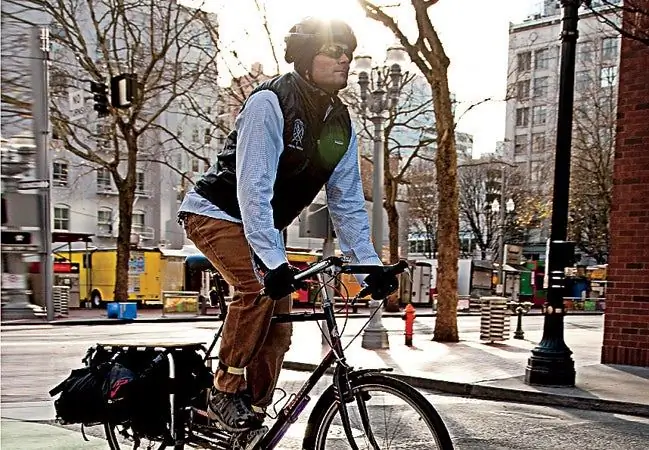 Может ли солнце очистить мою тренировочную одежду?