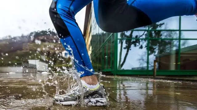 Могут ли люди бегать по воде?