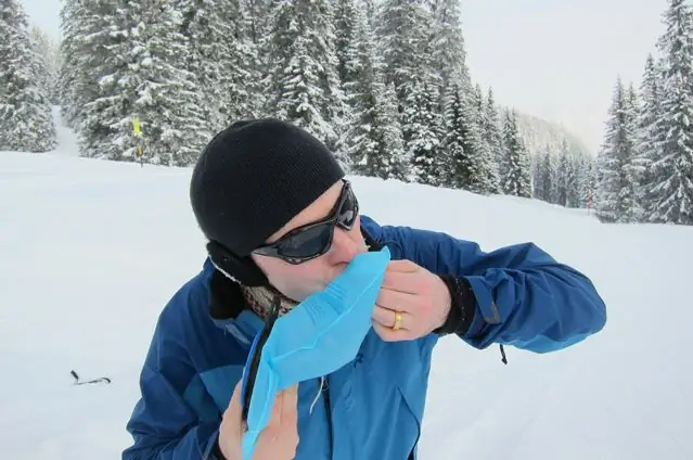 Почему от упражнений мой рот становится склизким?