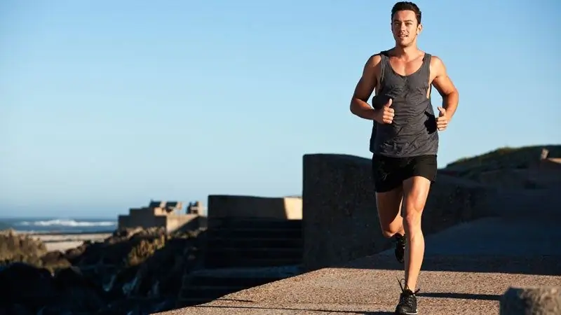 Мне нужно бегать по тротуару?