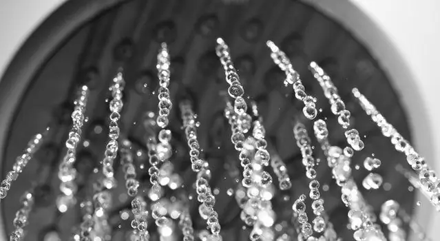 Нужно ли мне принимать душ после тренировки на обед?