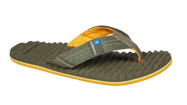 Новые шлепанцы от Freewaters