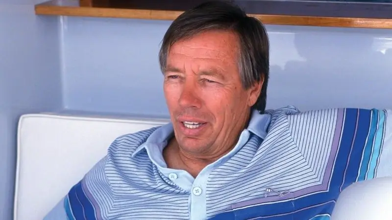 Хоби Альтер, Генри Форд из индустрии досок для серфинга, умер в возрасте 80 лет