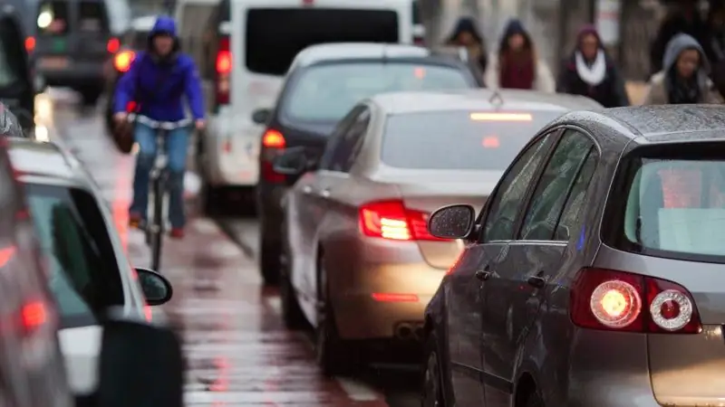 Убийство велосипедиста, а затем подача иска на семью