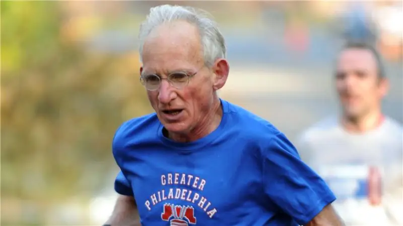 Бегун Джин Дайкс играет в долгую игру