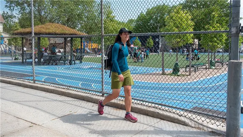 Как легенда о путешествиях выводит детей из города на улицу