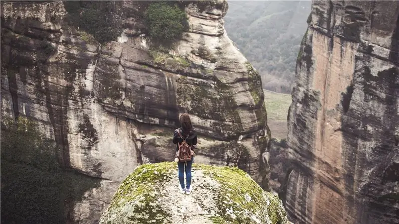 Как путешествовать только с личными вещами