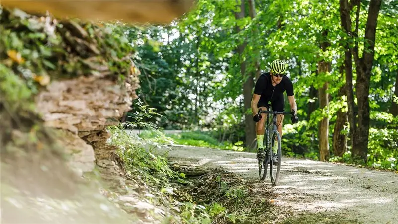 Как езда по гравию делает все велосипеды лучше