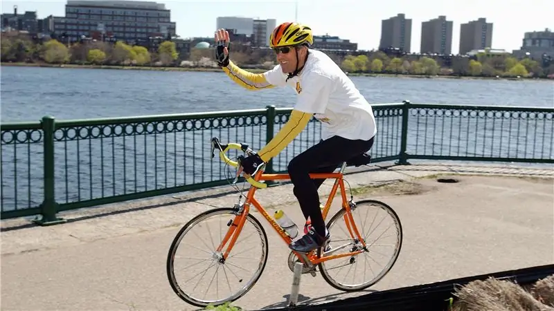 Почему политики не могут ездить на велосипедах?