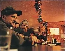 Друзья Уильяма Парризо в баре VFW