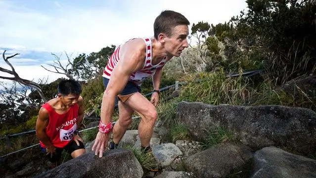 Как мне лучше тренироваться на высоте, живя на уровне моря?
