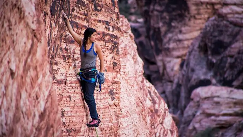 Почему люди возвращаются в спорт, который их чуть не убил