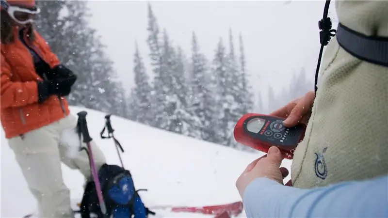 Знайте, как использовать свой лавинный приемопередатчик