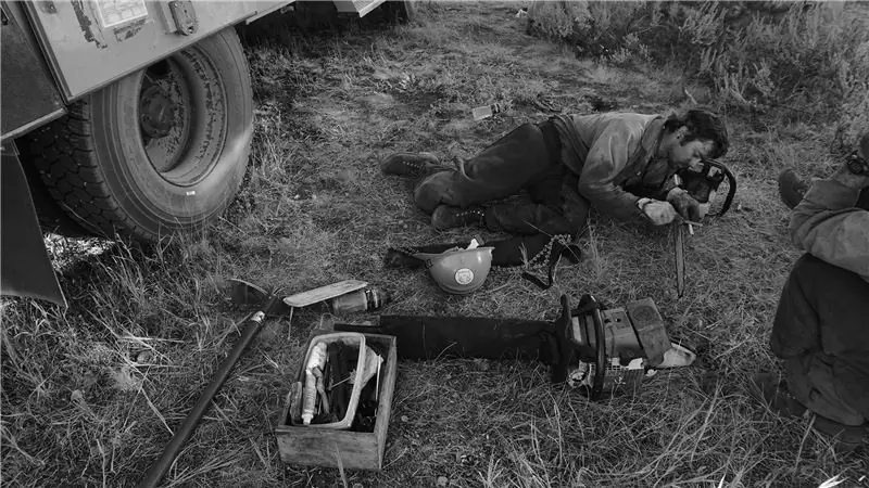 Пожарный из дикой природы Durable Gear One клянется