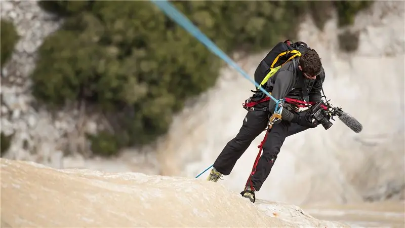 Должны ли кинематографисты платить за съемки в общественных местах?