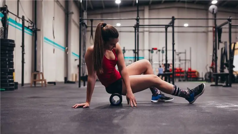 Должен ли я использовать пену до или после тренировки?