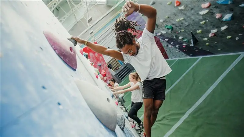 Срок годности дезодоранта истекает?