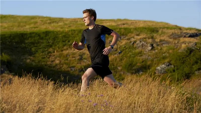 Спортсмены, слушайте: вы должны есть меньше углеводов во время тренировок