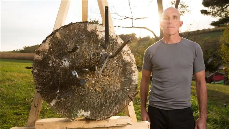 Настоящие спортсмены метают ножи