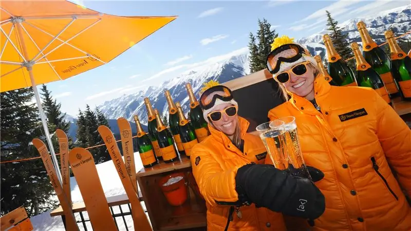 Прибыли всплывающие лыжные бары