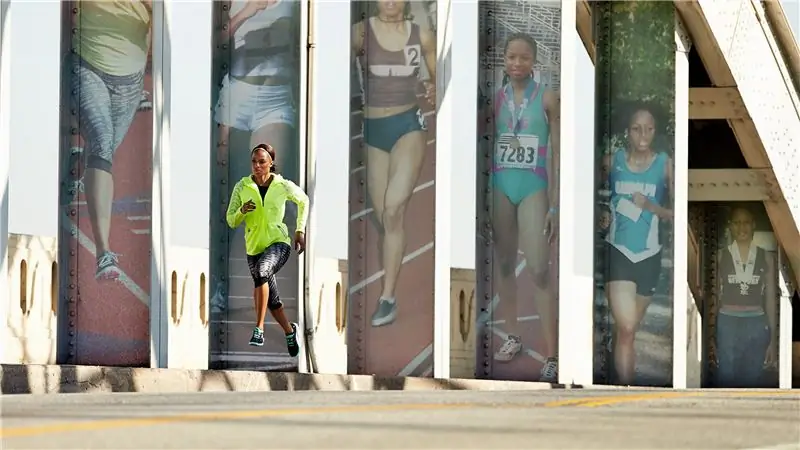 Большая цифровая игра Under Armour