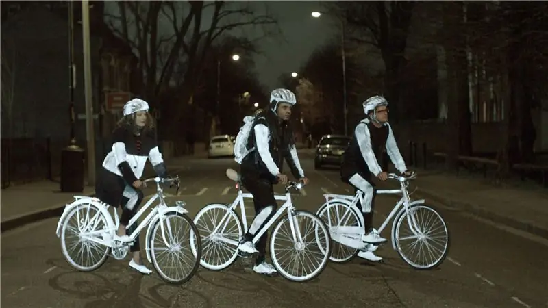 Светящиеся в темноте велосипедисты