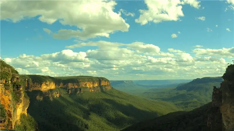 Удачливый шанс погиб в результате несчастного случая с качелями на веревке