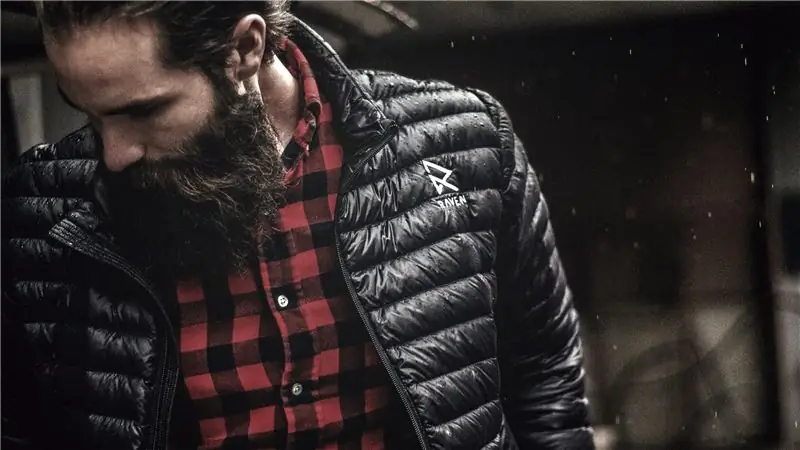 Равин создал куртку с электроподогревом, которую мы действительно хотим носить