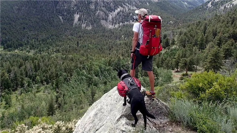 Познакомьтесь со слепым, идущим по самым сложным тропам страны