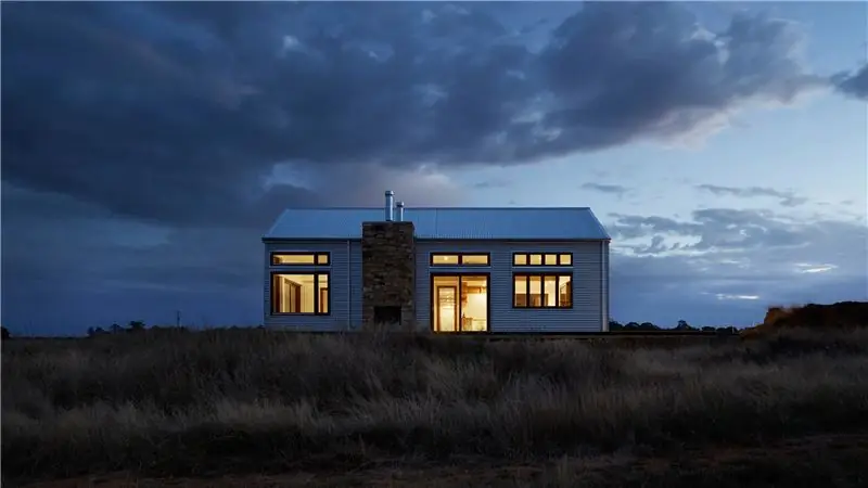 Первый в мире пригород с крошечными домами, переходящий в ближайший к вам горный городок в Колорадо