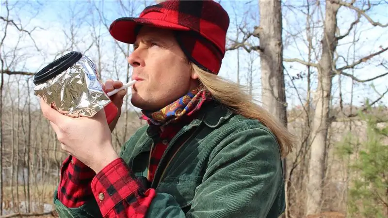 «Хаки для выживания» Крик Стюарт полны забавных уловок, но они не помогут вам выжить