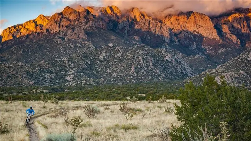 Конгрессмены представили законопроект, разрешающий горным велосипедистам ездить в пустынные районы