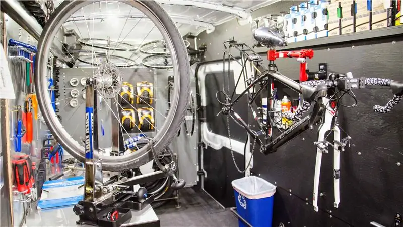 Смерть местного веломагазина