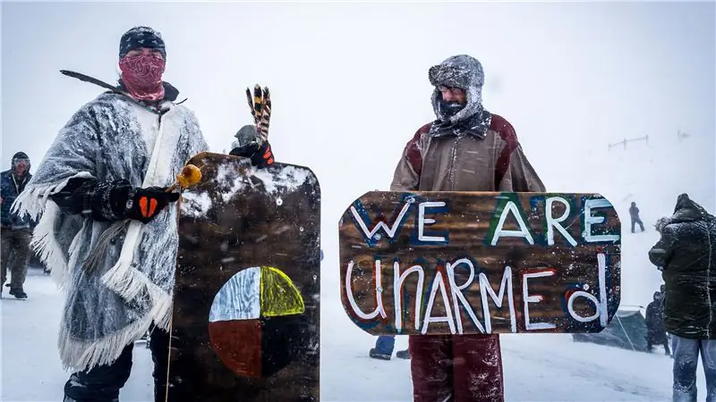 DAPL все еще должен пройти мимо протестующих