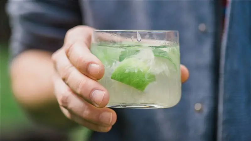 Секретный ингредиент коктейля от профессионалов… Смесь для увлажнения?