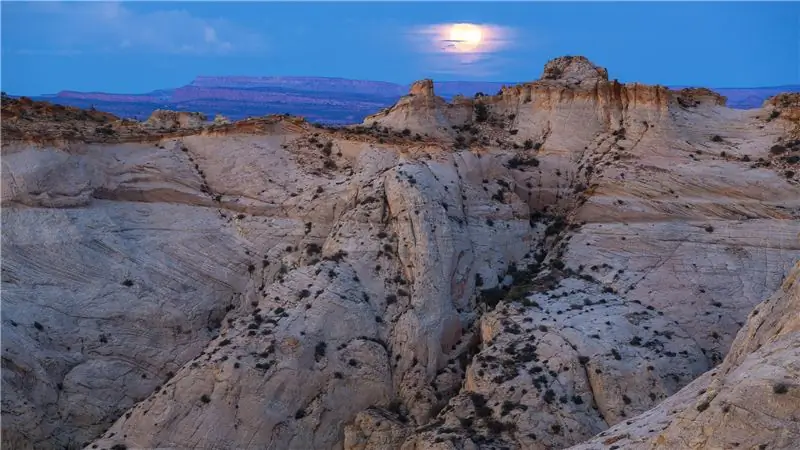 Наши национальные памятники зависят от вас