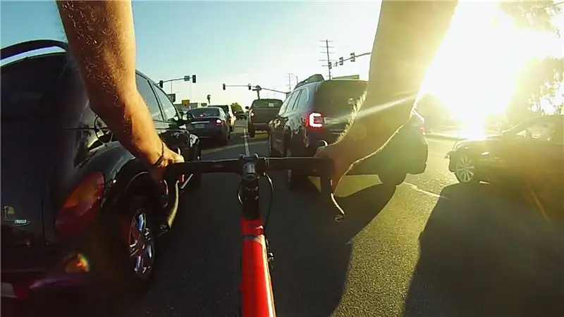 Велосипедист пишет свой некролог